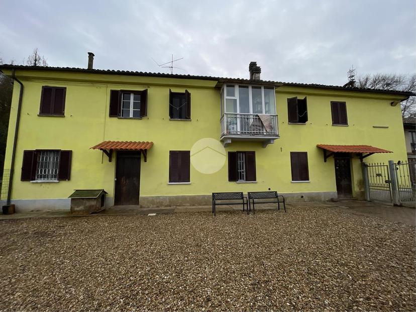 Casa indipendente in Recinto Santo Spirito Sud 13, Asti — foto 2 di 5