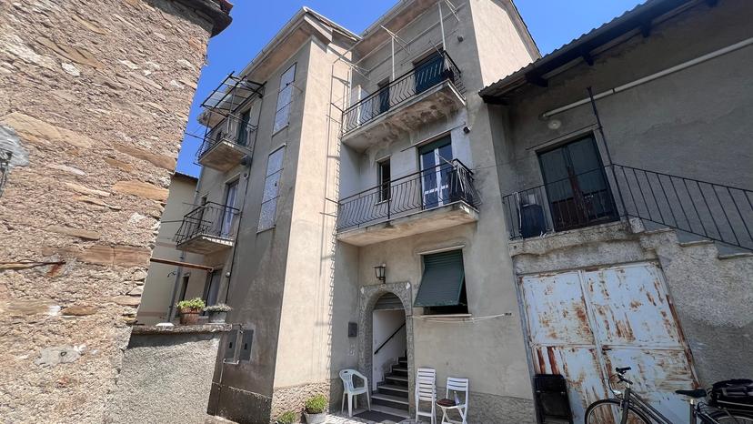 Trilocale in Regione Chiapino 23, Ponzone — foto 4 di 5