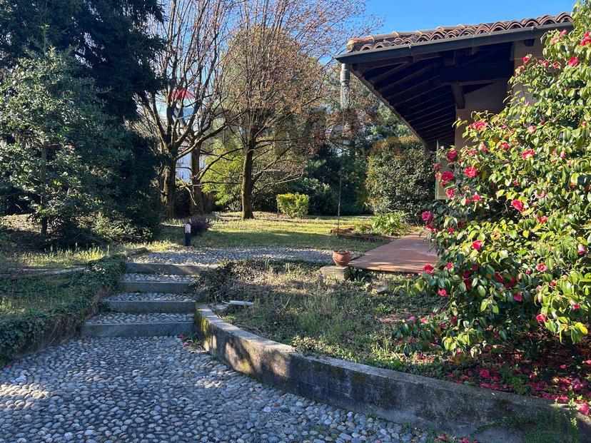 Villa in Via Val Grande 2, Gallarate — foto 3 di 5