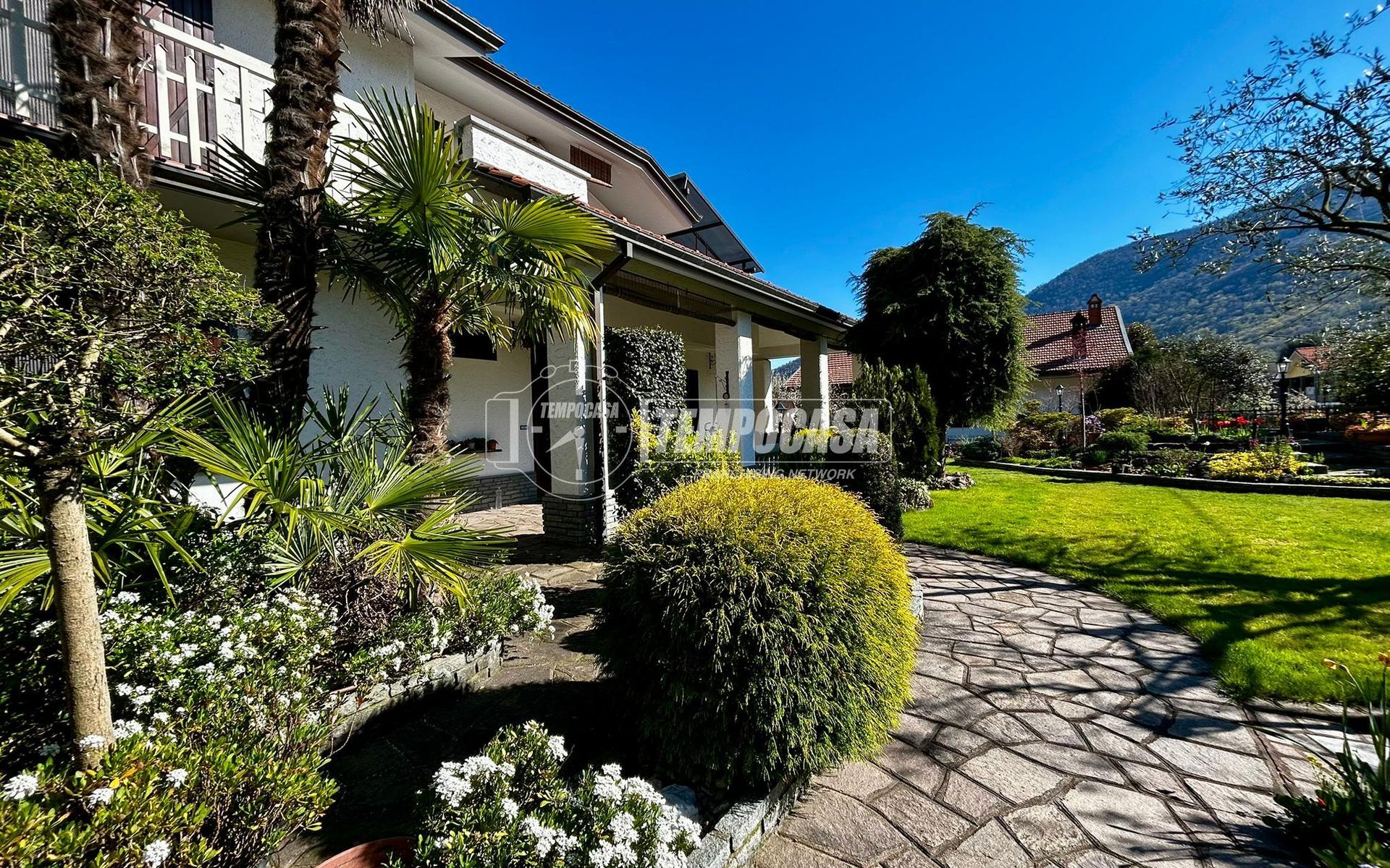 Villa a schiera in Via Dante Alighieri, Trana