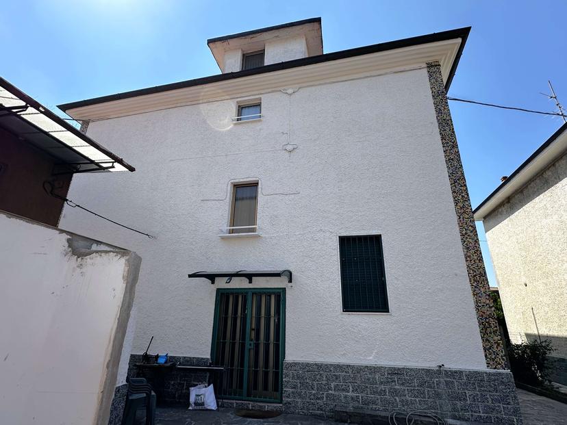 Villa bifamiliare in Via Lamarmora 35, Brugherio — foto 2 di 5