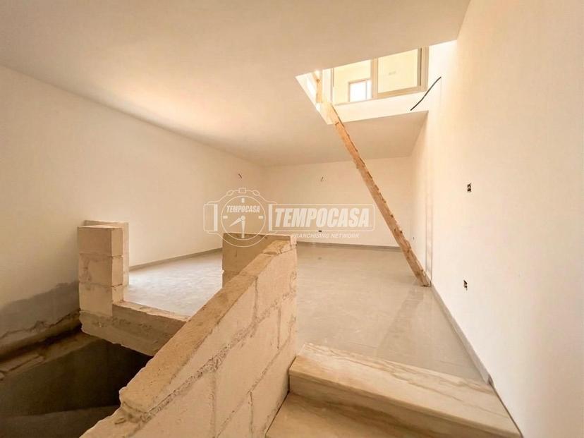 Casa indipendente in Via Calabrese, Mola di Bari — foto 5 di 5