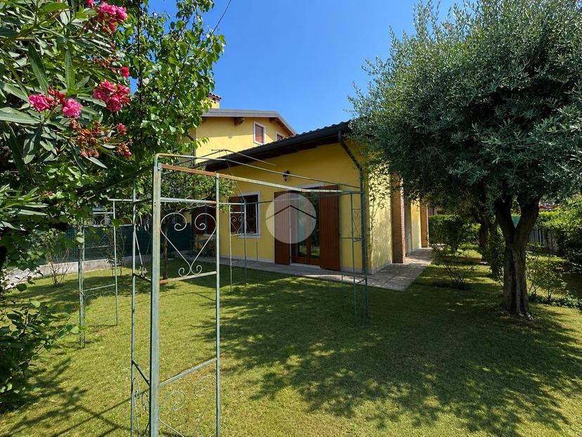 Villa a schiera in Via Stazione 5, Castelnuovo del Garda — foto 5 di 5