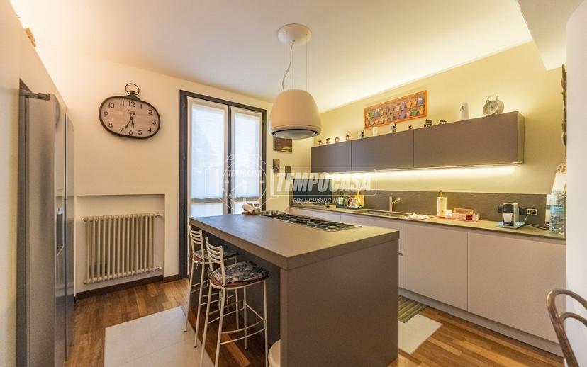 Trilocale in Viale Lombardia 6, Cusago — foto 2 di 5