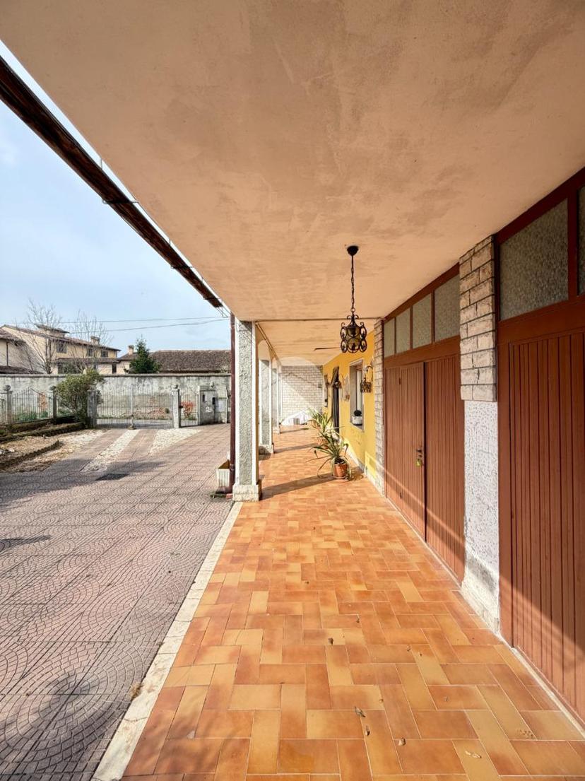 Villa in Via a. Manzoni 19, Dello — foto 2 di 5