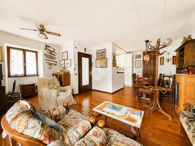 Casa indipendente in Via Venosta 35, Lovero — foto 2 di 5