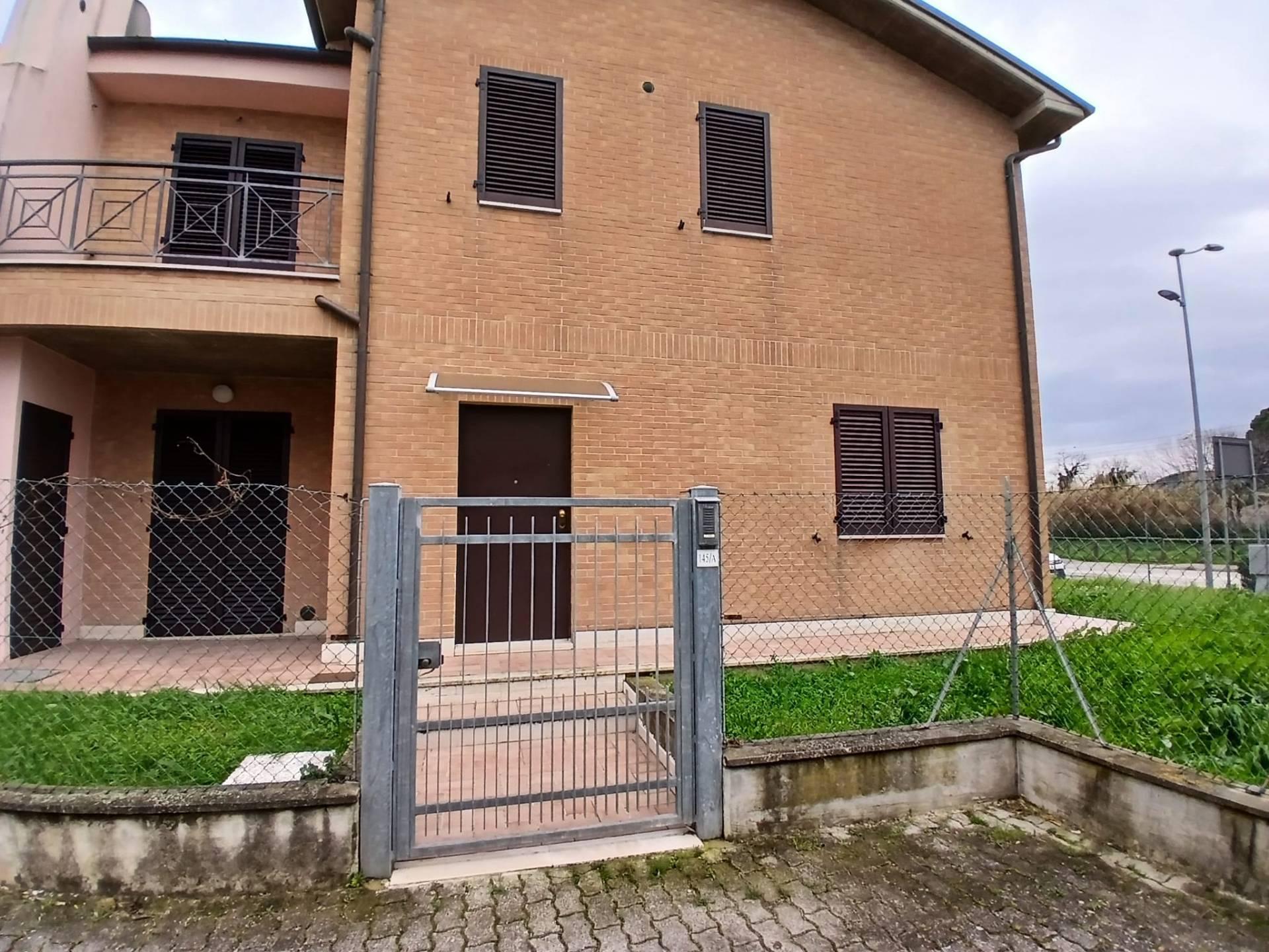 Villa a schiera in Via Milano, Porto Sant'Elpidio