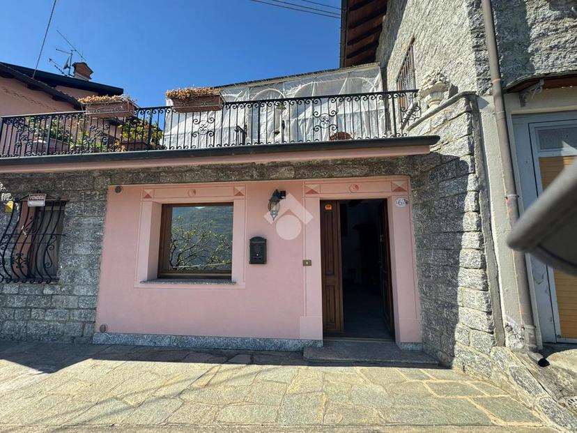 Villa in Frazione Santa Croce 6, Civo — foto 2 di 5