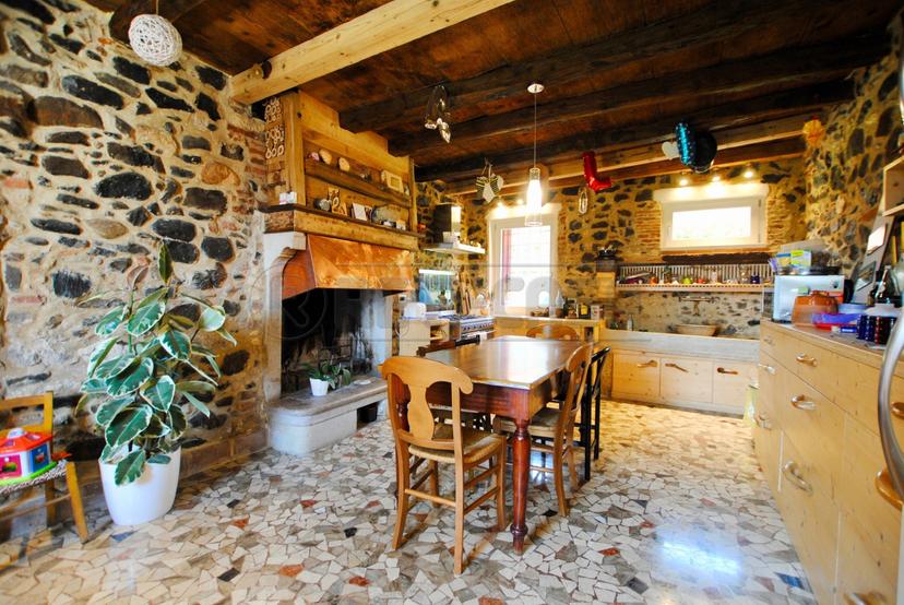 Villa in Piazza Roma 36, Brogliano — foto 3 di 5