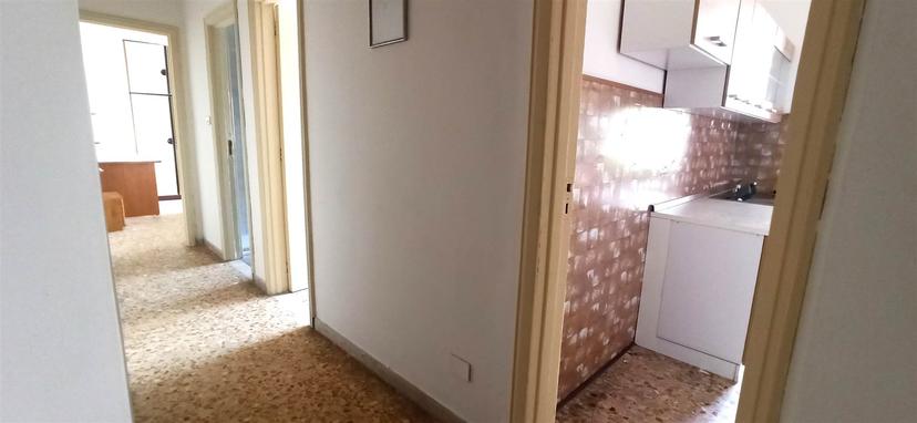 Trilocale in Via Cardinale Portanova Diramazione Rausei, Reggio di Calabria