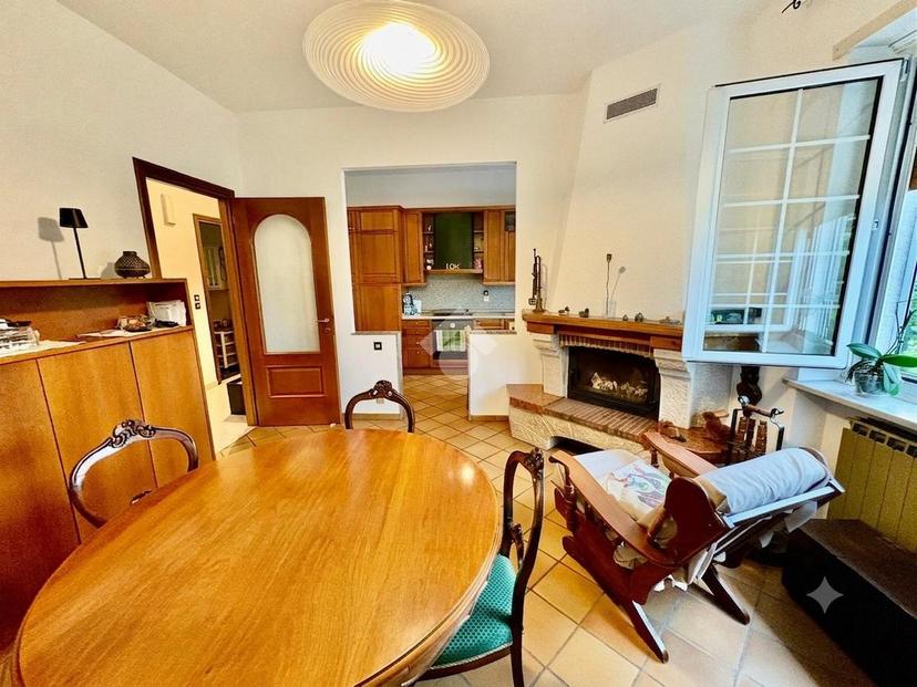 Villa in Via Circonvallazione 19, Gassino Torinese