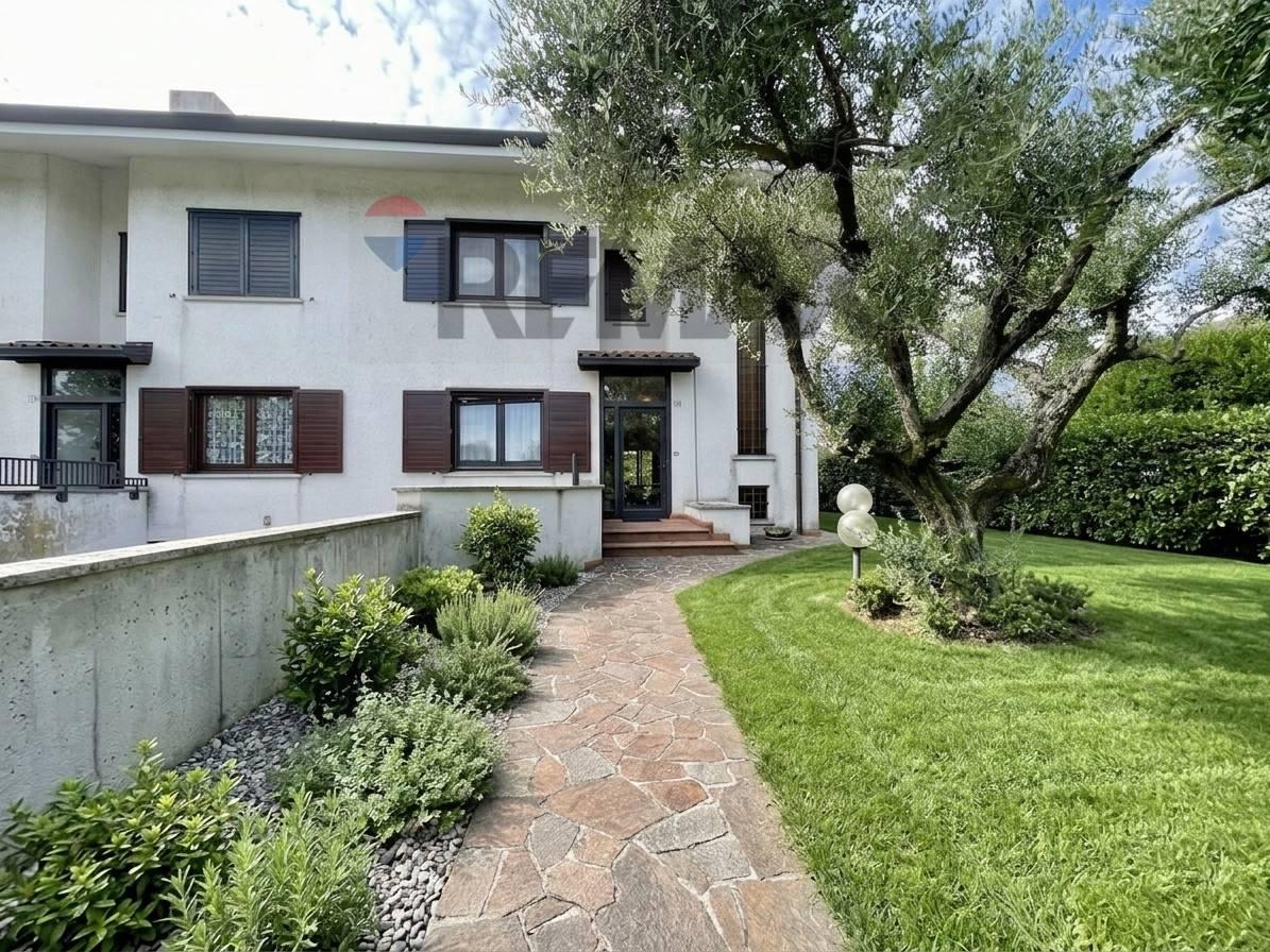 Villa a schiera in Strada dei Tigli 78, Campoformido