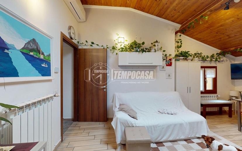 Trilocale in Via San Giuseppe 79, Verano Brianza — foto 3 di 5