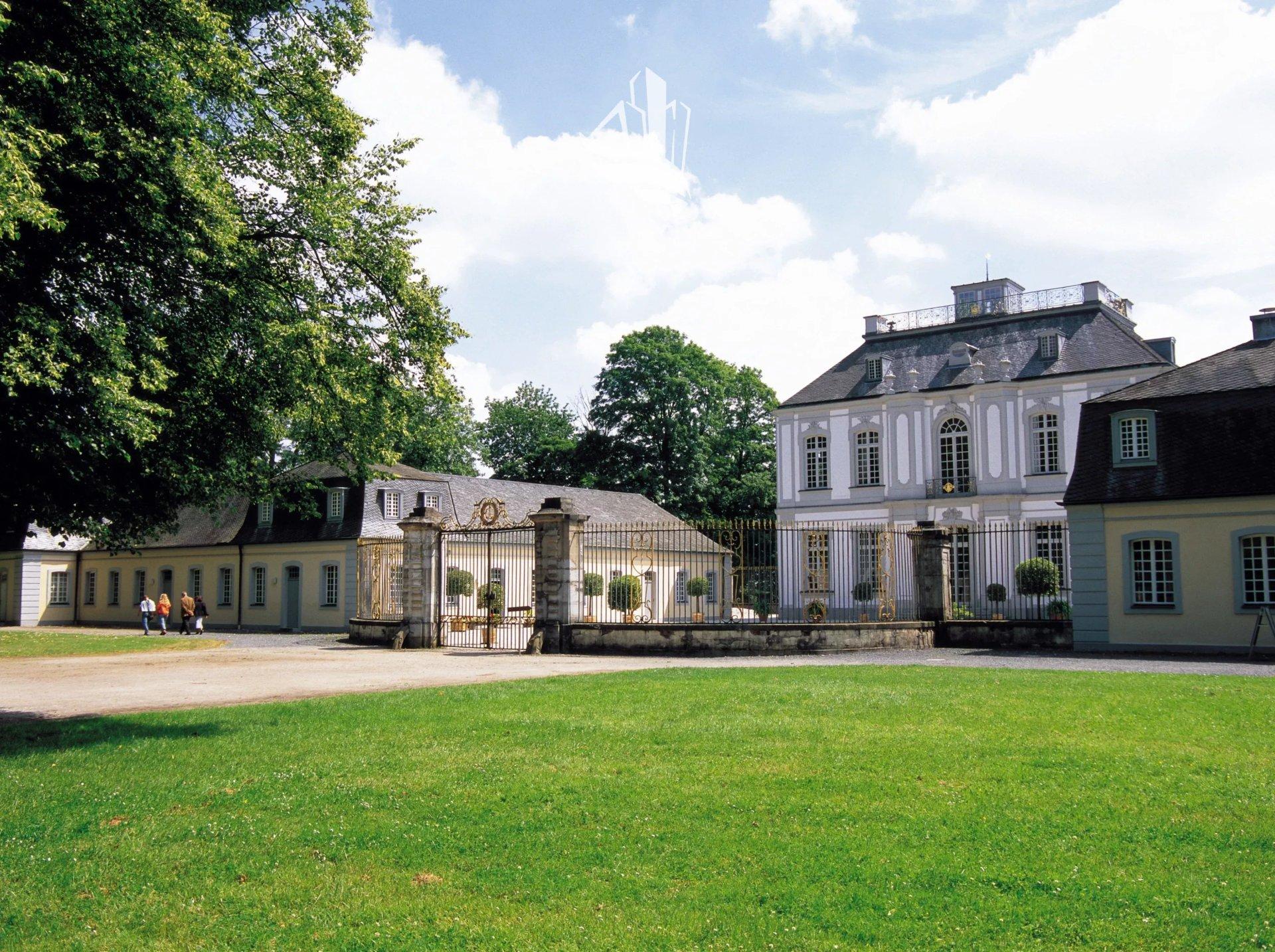 Villa in Viale Don Giovanni Minzoni, Siena