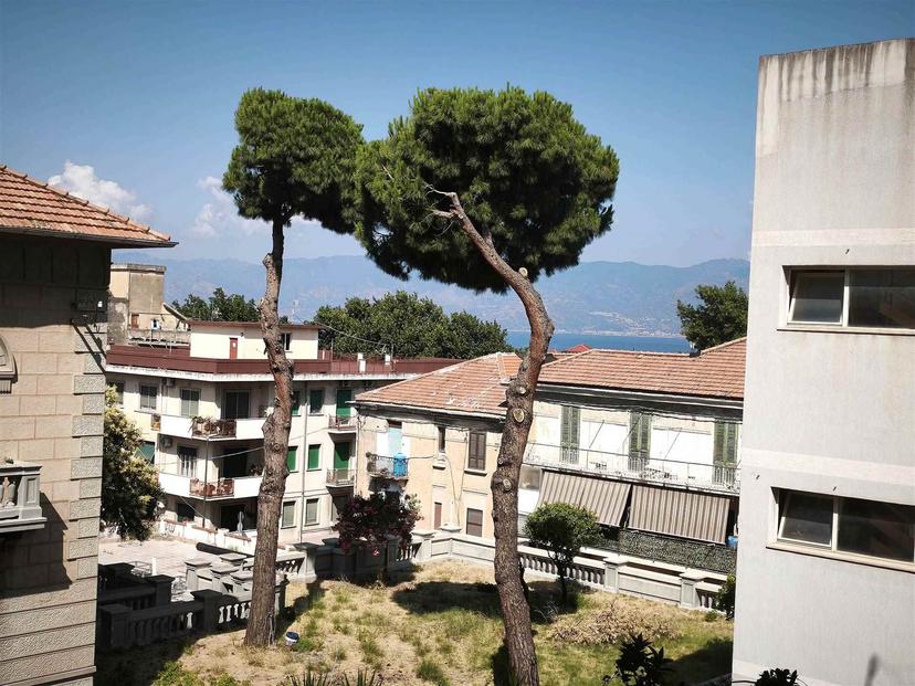Quadrilocale in Via Borrace alla Caserma, Reggio di Calabria — foto 3 di 5