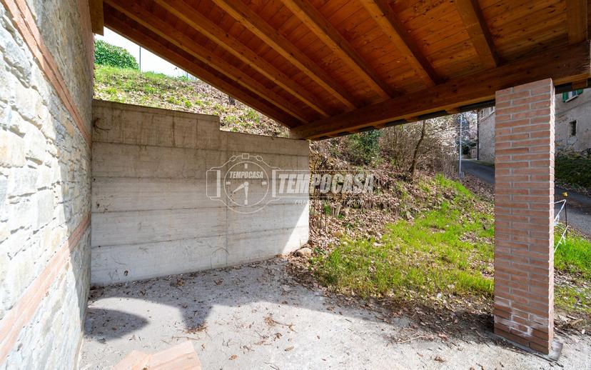 Casa indipendente in Via Montefalcone, San Polo d'Enza