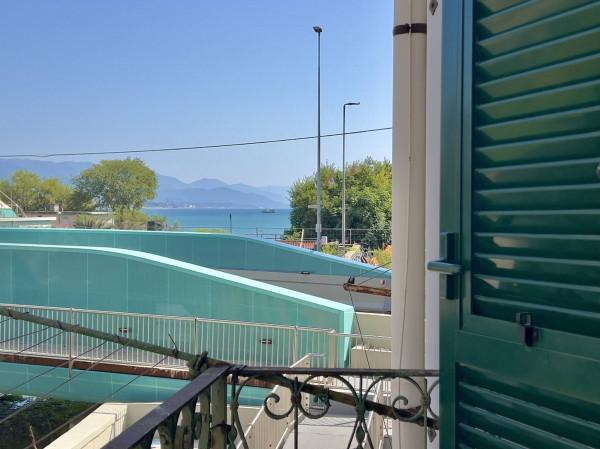 Appartamento in Via Aurelia, Vado Ligure