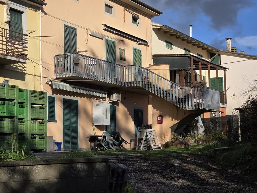 Trilocale in a Tullio Cristiani 58, Castelfranco di Sotto — foto 4 di 5