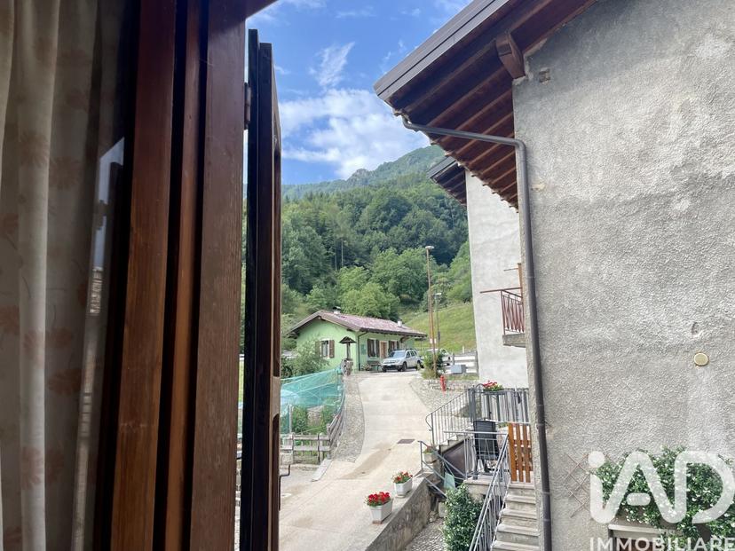 Casa indipendente in Strada Cumerlotti Snc, Vallarsa — foto 2 di 5