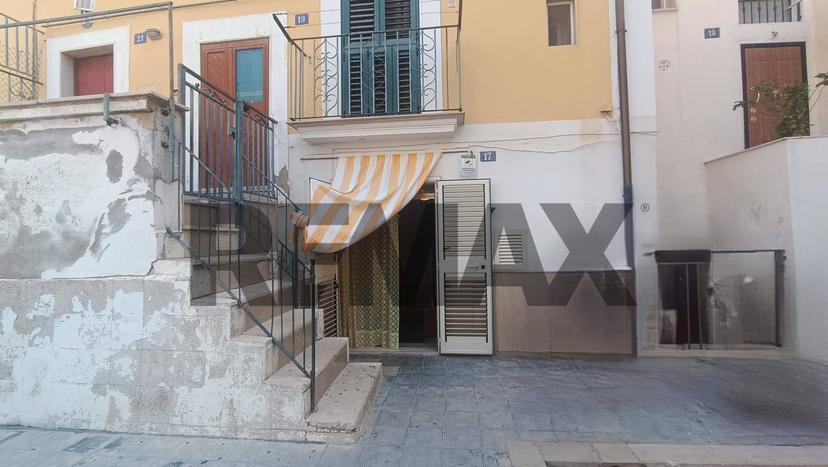 Casa indipendente in Largo Moschillo 17, Manfredonia — foto 3 di 5