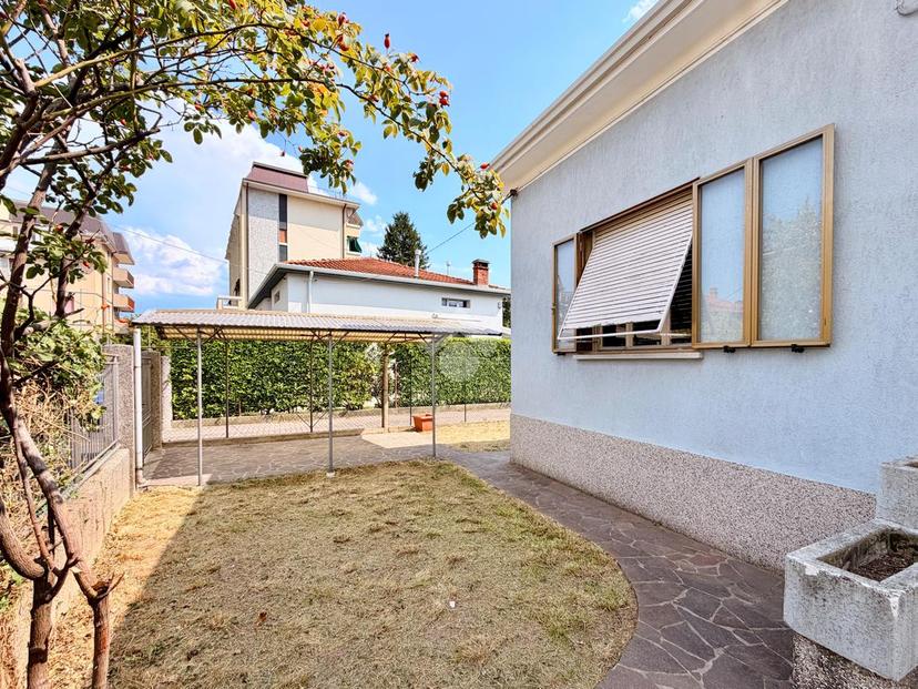Villa in Via Gaetano Donizetti 1, Monfalcone — foto 2 di 5