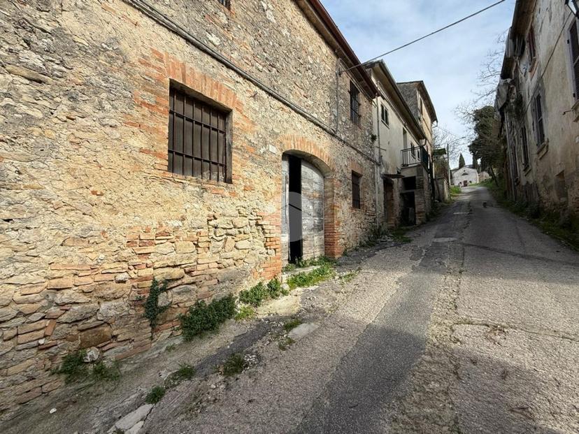 Casa indipendente in Via Borgo 11, Montebuono — foto 4 di 5