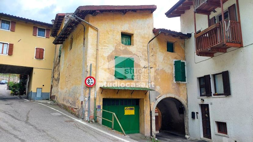 Villa quadrifamiliare in Loc Mori, Ala — foto 2 di 5
