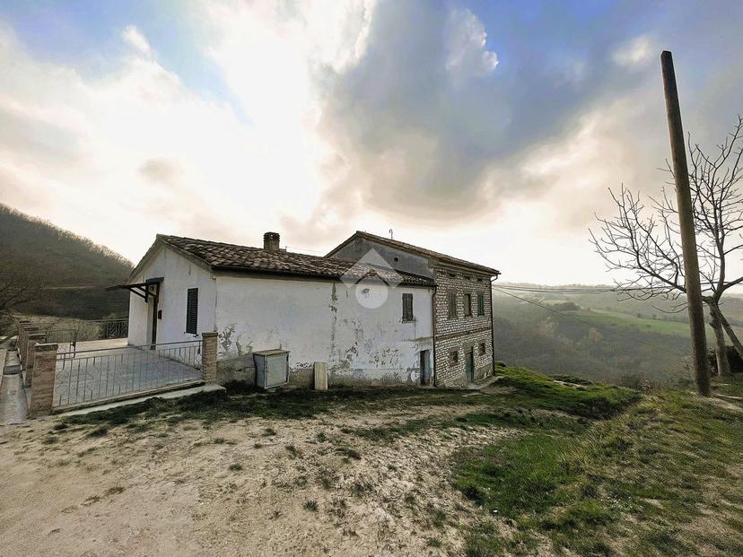 Casa indipendente in Via Palazzo del Piano 1, Urbino — foto 2 di 5
