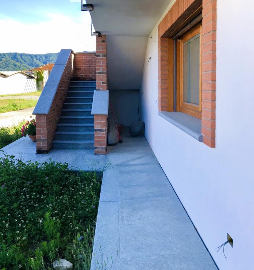 Villa bifamiliare in Via Valle Po 15, Revello — foto 3 di 4