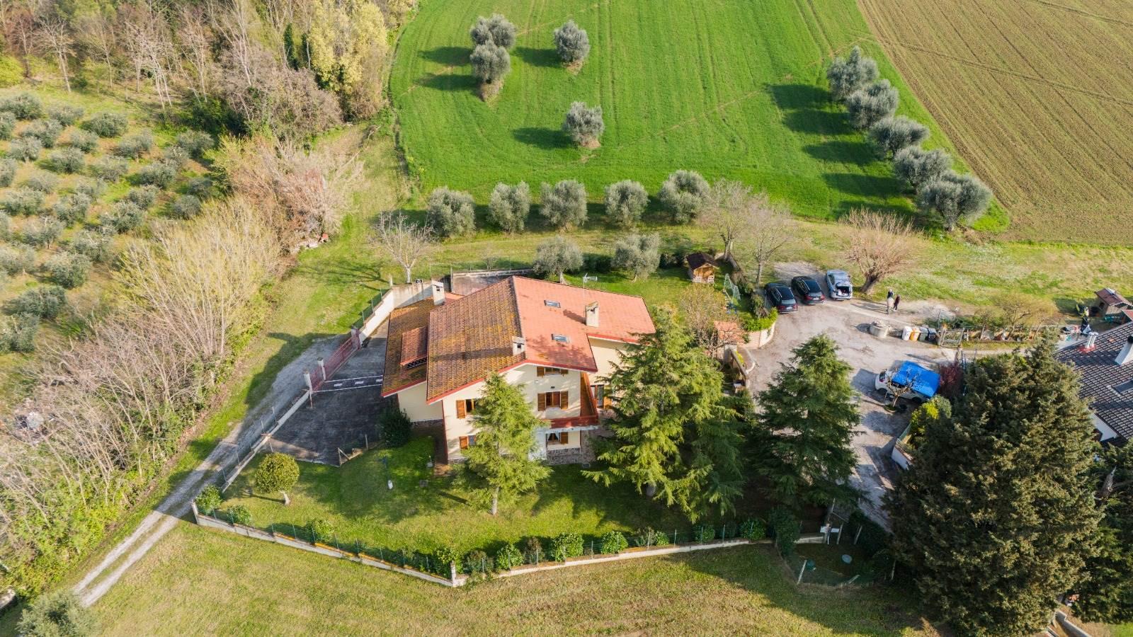 Villa bifamiliare, Senigallia