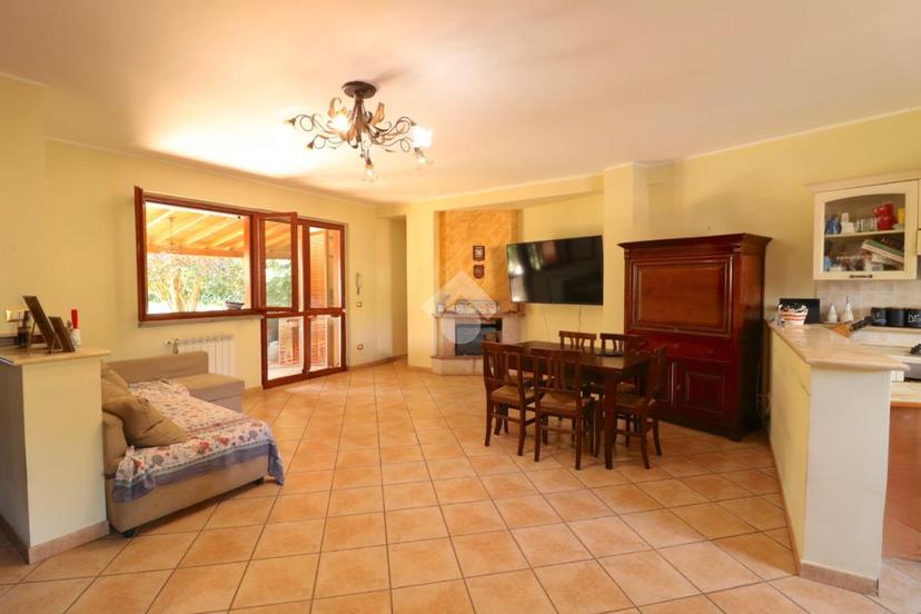 Villa a schiera in Via Vigne Nuove 48, Genzano di Roma — foto 3 di 5