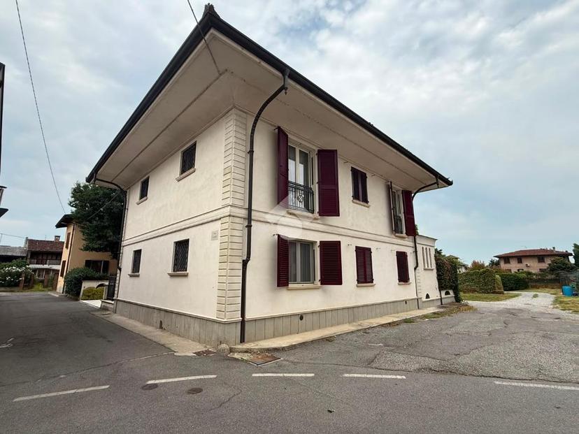 Villa in Via Carso 28, Barbata — foto 2 di 5