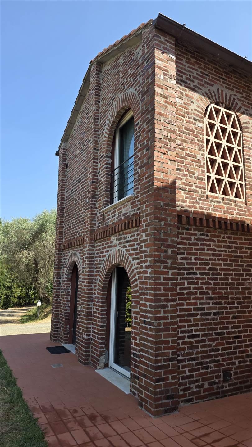 Casa indipendente, Sarzana