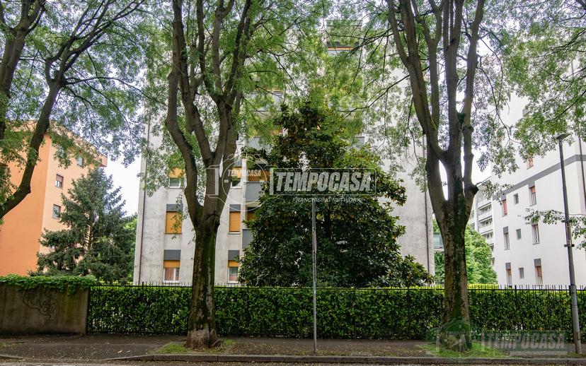 Quadrilocale in Viale Romagna 57, Monza