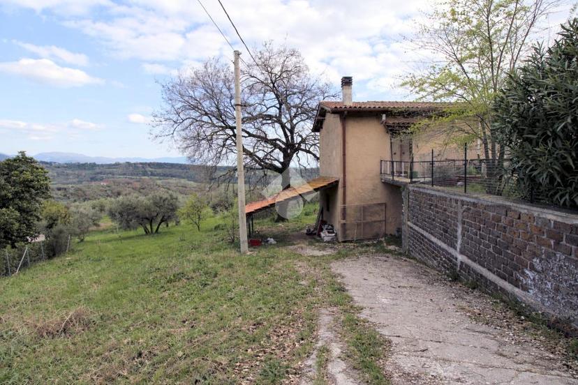Casa indipendente in Via Fontevecchia 25, Montopoli di Sabina — foto 3 di 5
