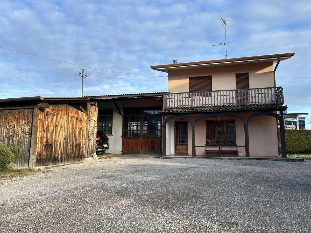 Casa indipendente, Muzzana del Turgnano