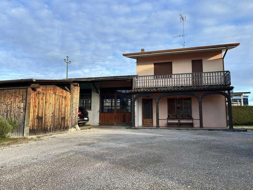 Casa indipendente, Muzzana del Turgnano