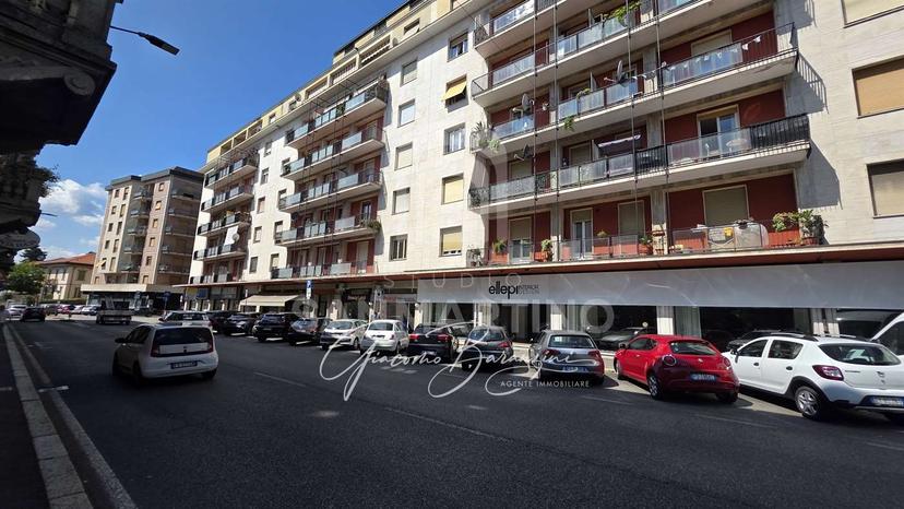 Bilocale in Via Carcano, Varese
