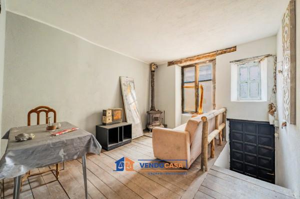 Terratetto unifamiliare in Piazza San Quirico 10, Dogliani — foto 2 di 5