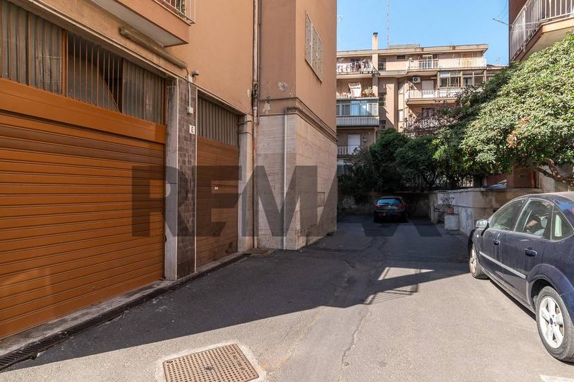 Appartamento in Via Rosso di San Secondo 14, Catania