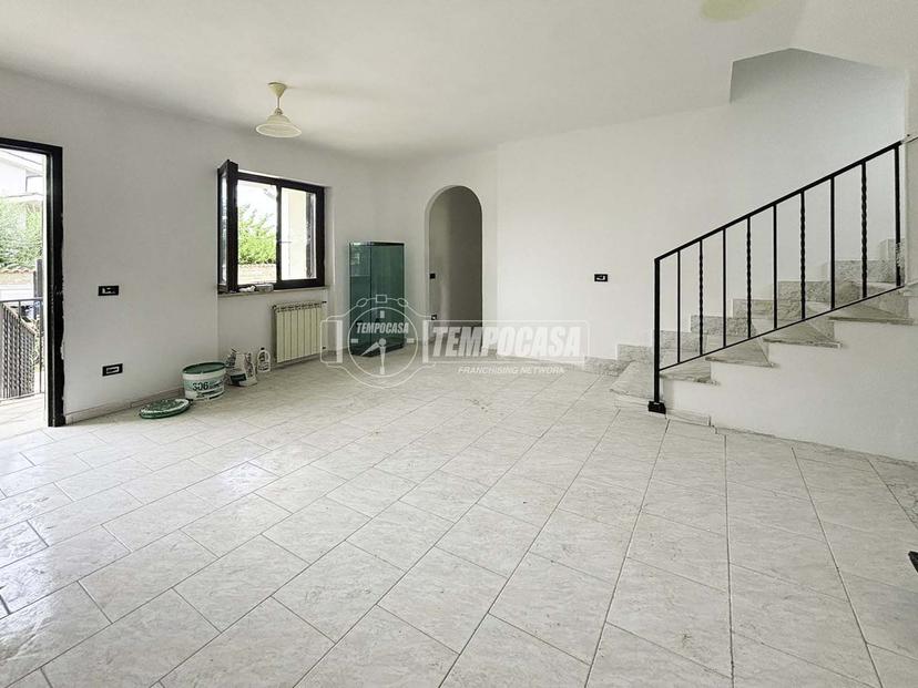 Villa a schiera in Via Papa Giovanni Paolo I, Anguillara Sabazia — foto 4 di 5