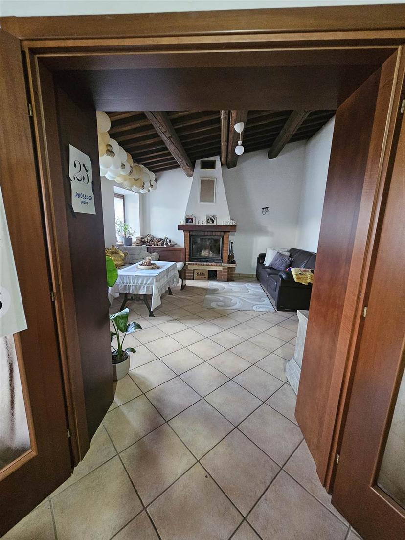 Rustico, Camerino — foto 3 di 5