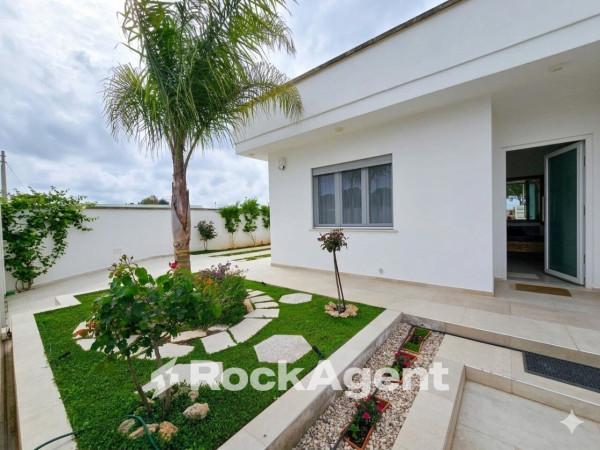 Villa in Via Don Tonino Bello, Presicce-Acquarica — foto 5 di 5