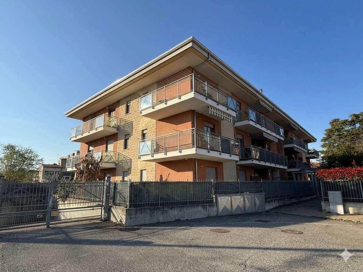 Trilocale in Via Devesi 18, Nole