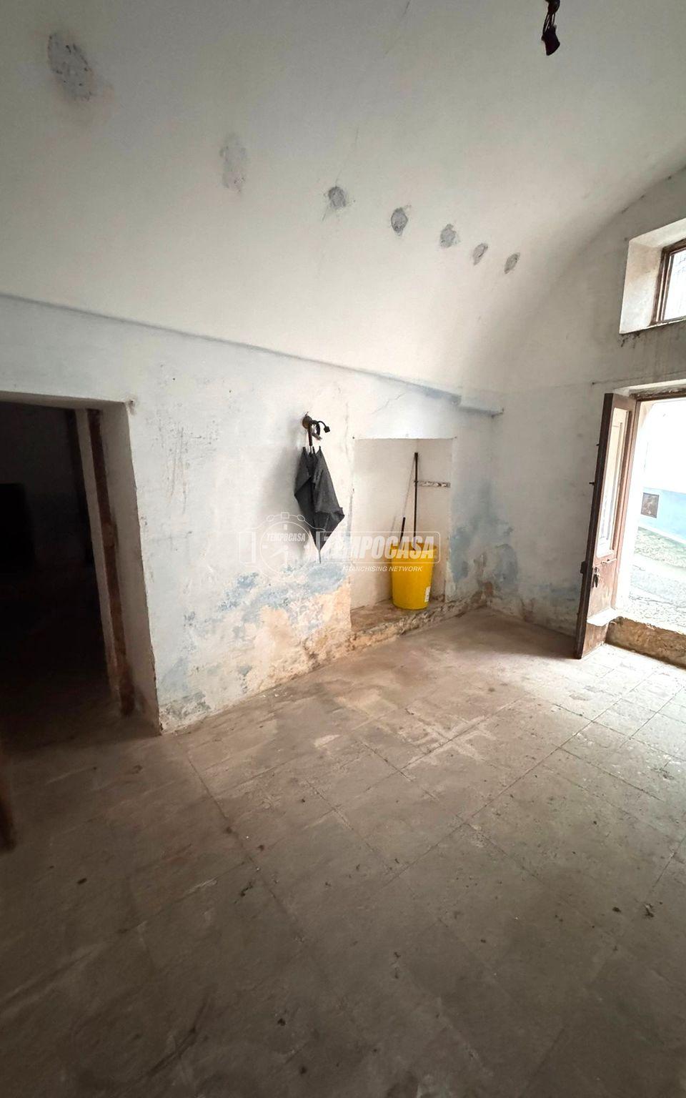 Casa indipendente in Via Galli 7, Specchia