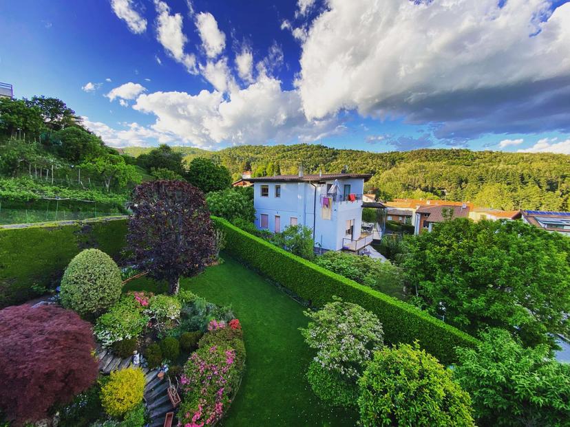 Villa a schiera in Via Casartelli , Como