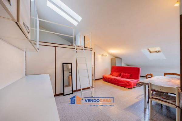 Trilocale in Via Alessandro Manzoni 30, Albisola Superiore — foto 2 di 5