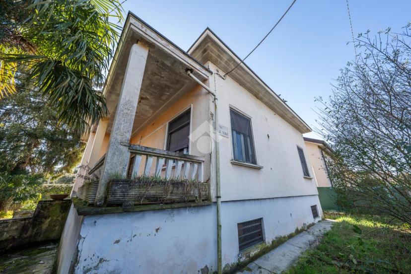 Villa in Via Dante Alighieri 6, Albiate