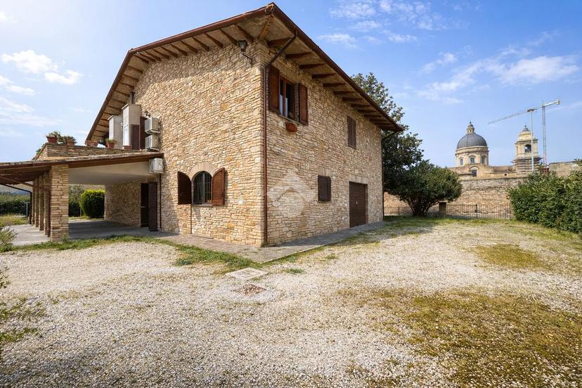 Casa indipendente in Via Capitolo delle Stuoie 3, Assisi — foto 4 di 5