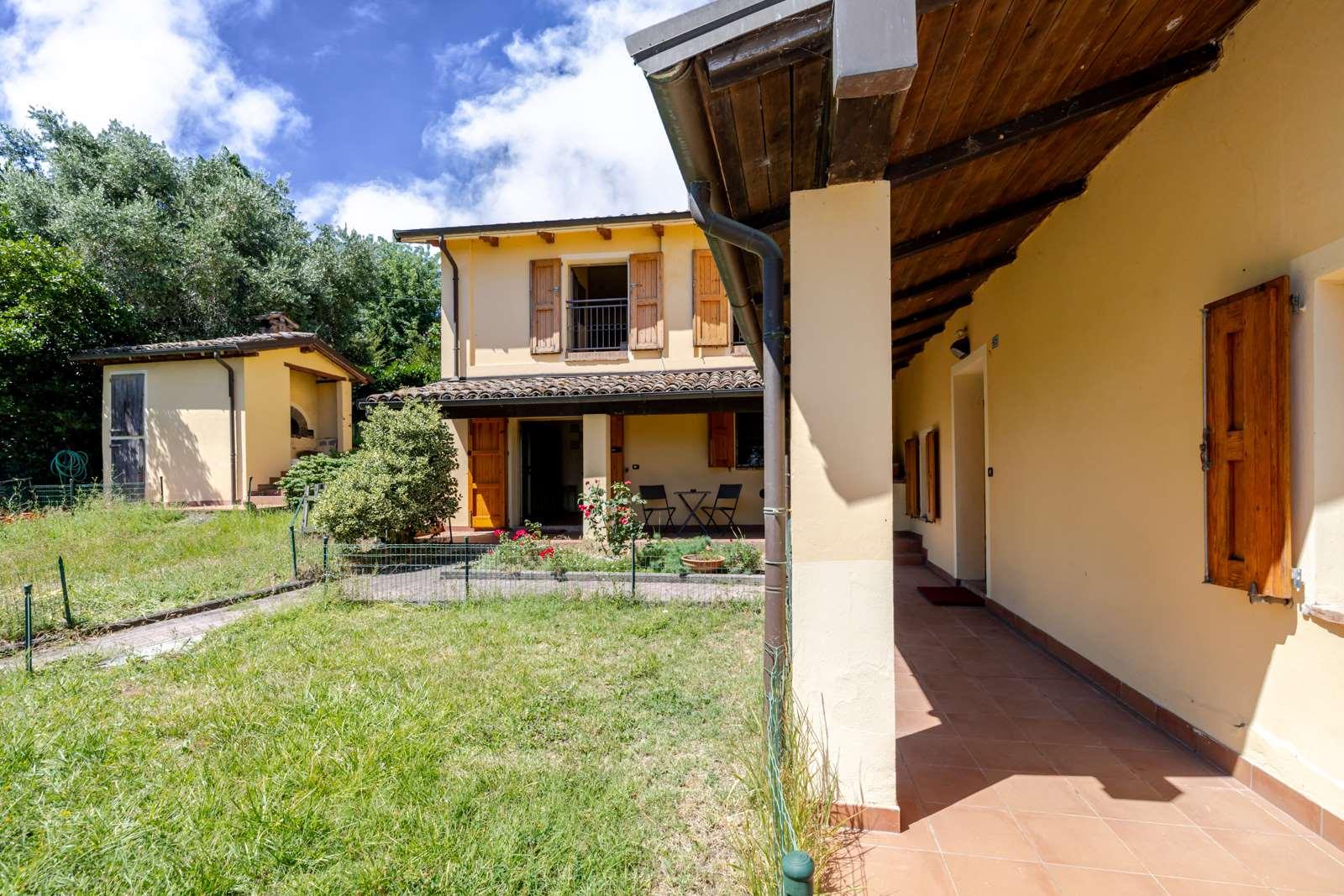 Villa bifamiliare in  Cappella 51, Maranello
